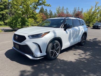 Used 2022 Toyota Highlander XSE