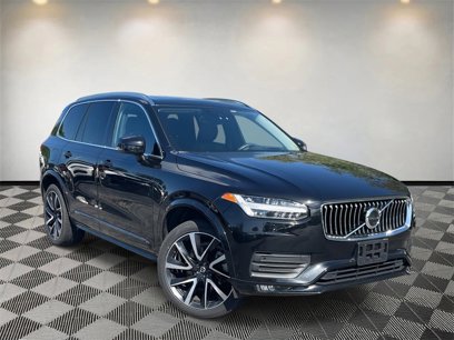 Used 2022 Volvo XC90 T6 Momentum