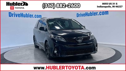 Used 2020 Toyota Sienna SE Premium