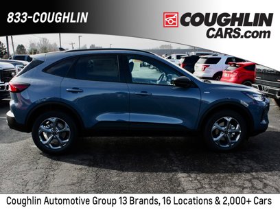 New 2025 Ford Escape ST-Line w/ Cold Weather Package