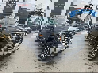 New 2025 GMC Sierra 2500 SLE