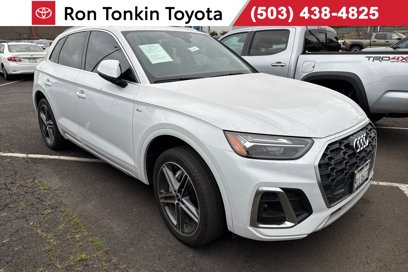 Used 2021 Audi Q5 e Premium w/ Convenience Package