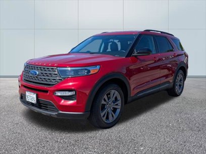 Certified 2022 Ford Explorer XLT w/ Equipment Group 202A