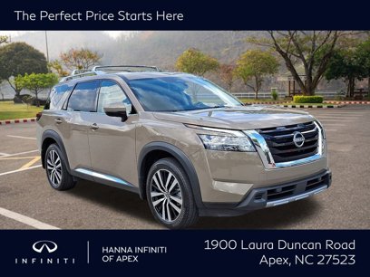 Used 2024 Nissan Pathfinder Platinum