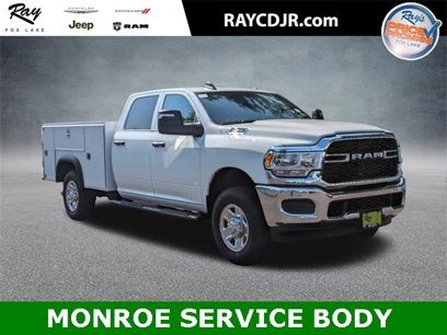 New 2024 RAM 2500 Tradesman w/ Chrome Appearance Group