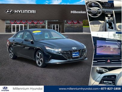 Used 2022 Hyundai Elantra SEL w/ Convenience + Premium Package