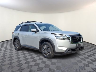 Used 2022 Nissan Pathfinder SV