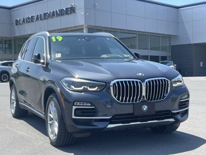 Used 2019 BMW X5 xDrive40i w/ Premium Package 2