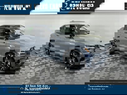 New 2024 Volvo S60 B5 Core w/ Climate Package