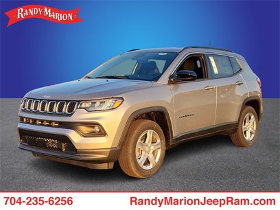 New 2024 Jeep Compass Latitude w/ Convenience Group