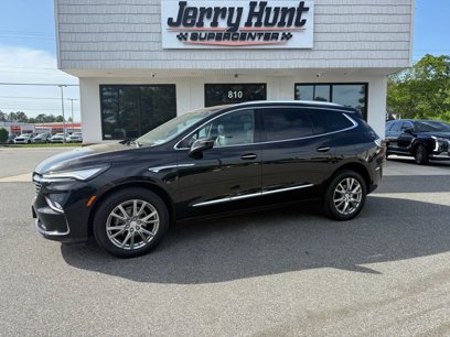 Used 2022 Buick Enclave Essence w/ Experience Buick Package