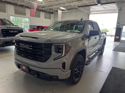 Used 2024 GMC Sierra 1500 Elevation w/ LPO, Elevation Black Package