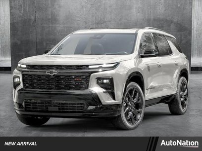New 2025 Chevrolet Traverse LT w/ Sun and Wheel Package