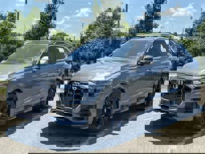 Used 2022 Audi Q8 Prestige w/ Prestige Package