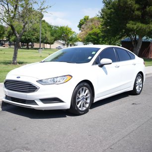 Used 2017 Ford Fusion SE w/ Fusion SE Technology Package