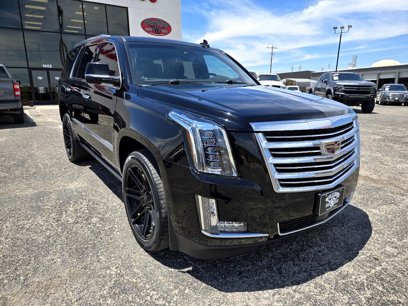 Used 2017 Cadillac Escalade Platinum
