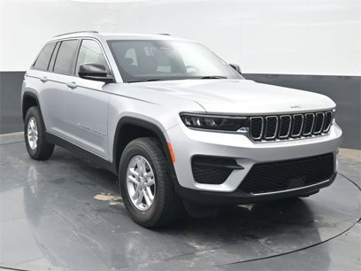 New 2025 Jeep Grand Cherokee Laredo