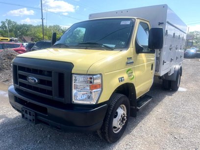 Used 2019 Ford E-450 and Econoline 450 Super Duty w/ Power Windows & Locks Group
