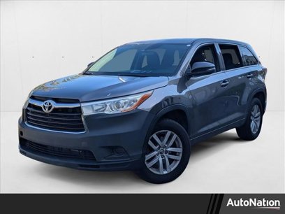 Used 2016 Toyota Highlander LE