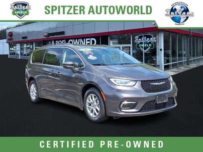 Used 2022 Chrysler Pacifica Touring-L
