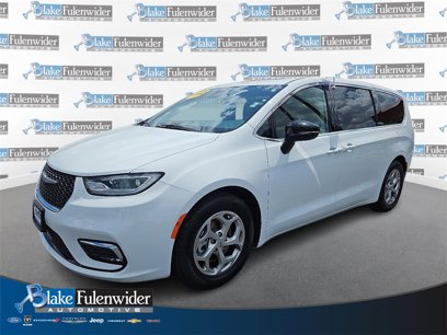 Used 2024 Chrysler Pacifica Limited
