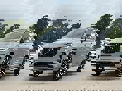 New 2026 Volvo XC90 B6 Ultra w/ Lounge Package