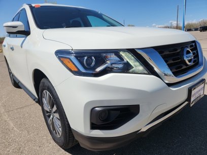 Used 2020 Nissan Pathfinder S