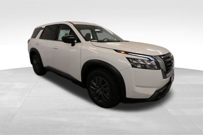 New 2025 Nissan Pathfinder S