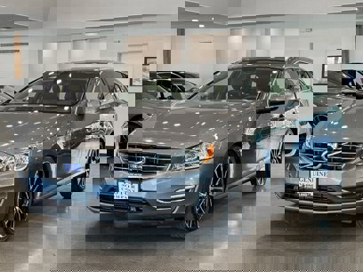Used 2016 Volvo V60 T5 Premier w/ Convenience Package