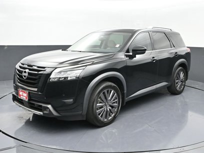 Used 2022 Nissan Pathfinder SL w/ SL Premium Package