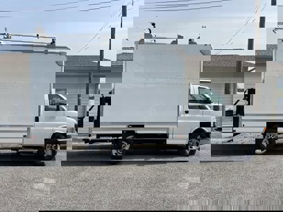 Used 2022 GMC Savana 3500 w/ Power Convenience Package