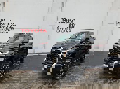 New 2025 Toyota Tundra SR5