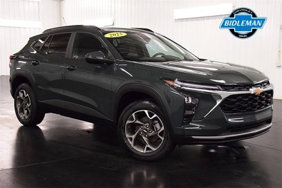 New 2025 Chevrolet Trax LT w/ Driver Confidence Package