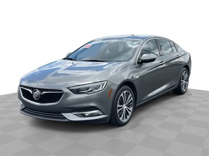 Used 2019 Buick Regal Essence w/ Driver Confidence Package I