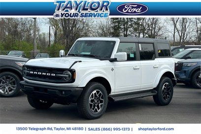 New 2025 Ford Bronco Outer Banks
