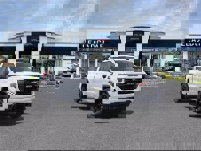 New 2025 GMC Sierra 1500 Elevation