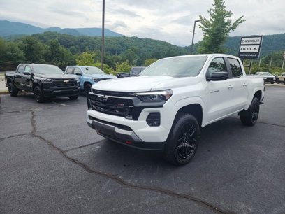 New 2025 Chevrolet Colorado Z71 w/ Z71 Convenience Package 2
