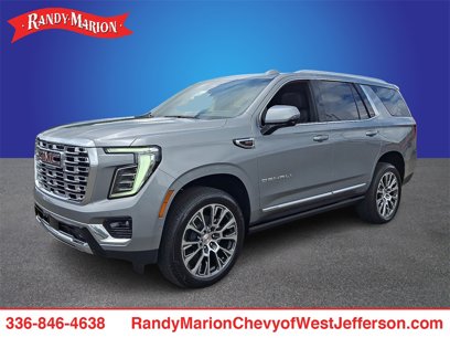 New 2025 GMC Yukon Denali w/ Sun & Power Step Package