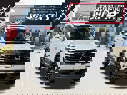 Certified 2025 Nissan Kicks SR