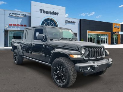 New 2025 Jeep Gladiator Sport