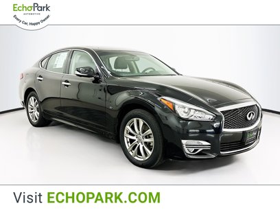Used 2018 INFINITI Q70 Luxe