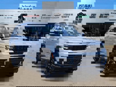 New 2025 Jeep Grand Cherokee L Altitude