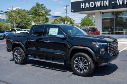 New 2025 GMC Canyon Denali