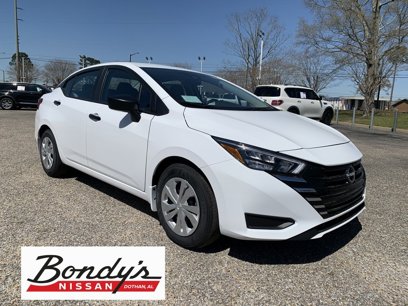 New 2025 Nissan Versa S w/ Trunk Package