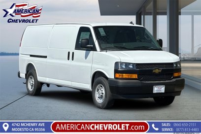 New 2025 Chevrolet Express 2500 Extended w/ Communications Package