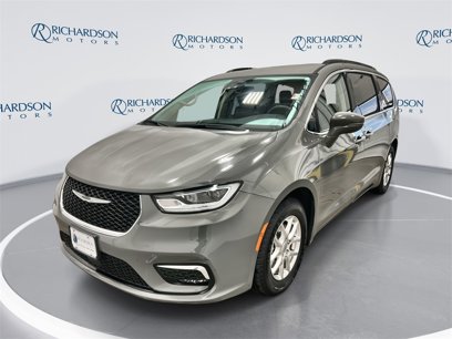 Used 2022 Chrysler Pacifica Touring-L