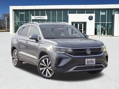 New 2024 Volkswagen Taos SE