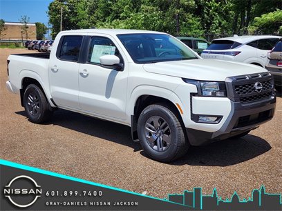 New 2025 Nissan Frontier SV w/ SV Convenience Package