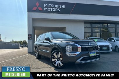 New 2025 Mitsubishi Outlander SE