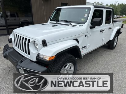Used 2023 Jeep Gladiator Sport